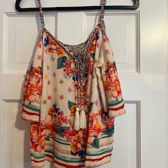 Flying Tomato Tops - #59 FLYING TOMATO • TROPICAL FLORAL • COLD SHOULDER TOP